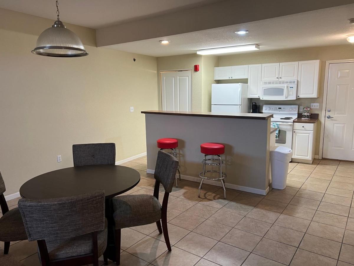Washburn Hotel Suites Τοπέκα Εξωτερικό φωτογραφία